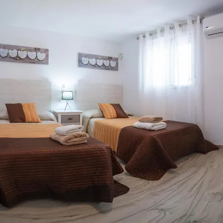 La Casita De *